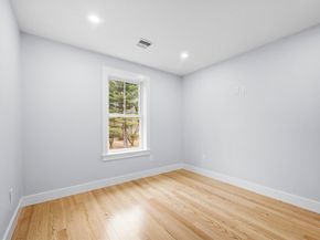 69 Readville St B, Boston MA 02136