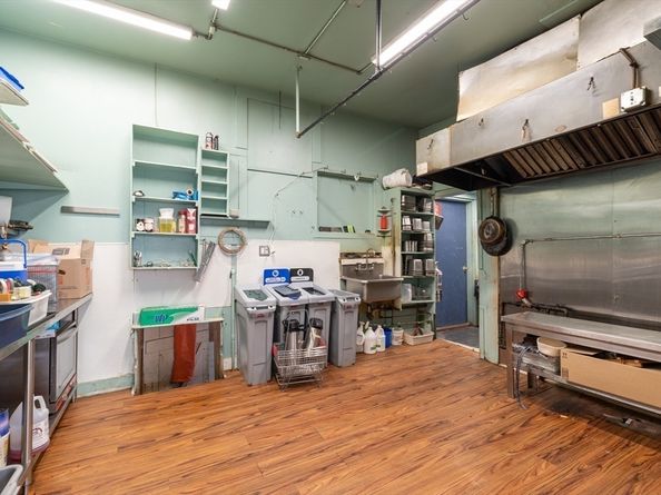 197 E. Main 1, Gloucester MA 01930