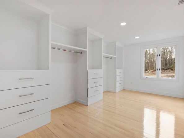 23 Bens Way, Hopedale MA 01747