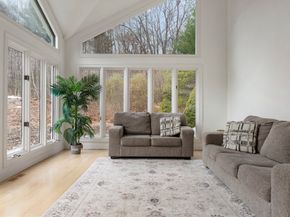 23 Bens Way, Hopedale MA 01747