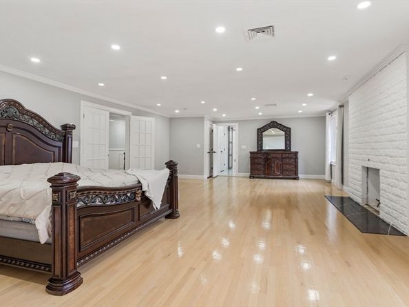 23 Bens Way, Hopedale MA 01747