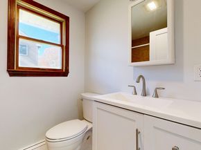 88 Roseen Road, Holbrook MA 02343