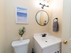 45 Bay Pointe Drive Extension 45, Wareham MA 02532