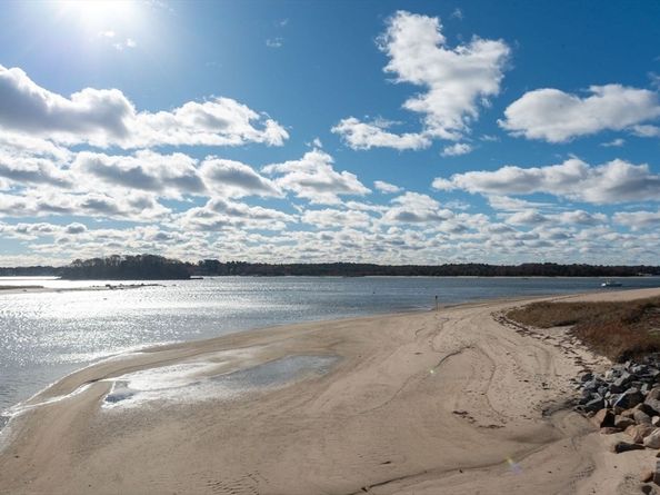 45 Bay Pointe Drive Extension 45, Wareham MA 02532