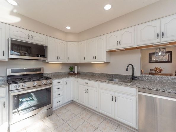 45 Bay Pointe Drive Extension 45, Wareham MA 02532