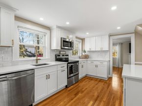 76 Kingman St, Weymouth MA 02188