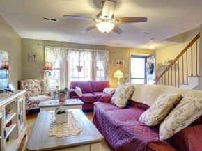 728 Auburn St F6, Whitman MA 02382