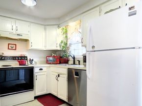 728 Auburn St F6, Whitman MA 02382