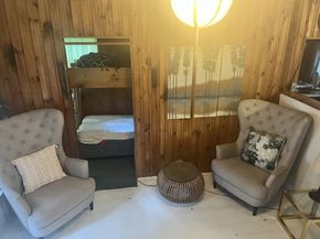 2 Merrill Ave, Hamilton MA 01982