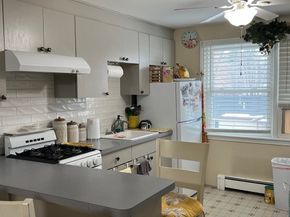 3 Pailet Dr 7, Chelmsford MA 01863