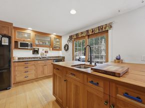 128 Derby St, Worcester MA 01604