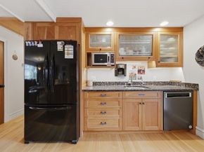 128 Derby St, Worcester MA 01604