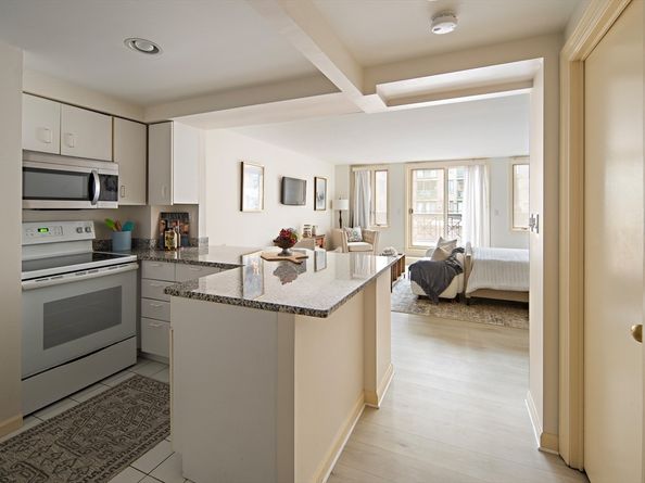 10 Rogers Street 227, Cambridge MA 02142