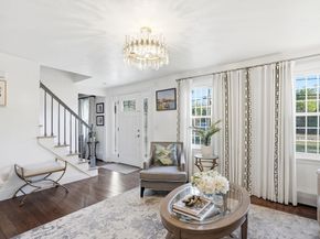 102 County St, Lakeville MA 02347