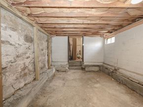 59 Lancaster St, Leominster MA 01453