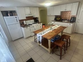 59 Lancaster St, Leominster MA 01453
