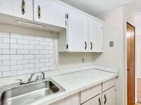 119 Grove St 216, Rockland MA 02370