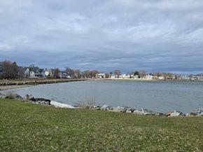 26 Essex St 2, Salem MA 01970