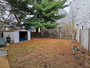 26 Essex St 2, Salem MA 01970