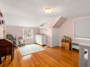 52 Ivan St, Lexington MA 02420