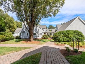 9 Highcroft Way 9, Hopkinton MA 01748