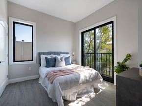 656 Saratoga 207, Boston MA 02128