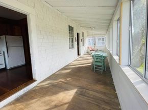 37 Lincoln Hwy, Wareham MA 02571