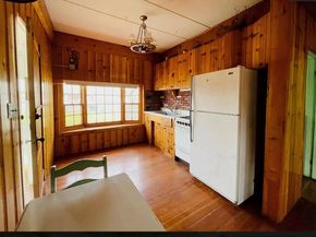 37 Lincoln Hwy, Wareham MA 02571