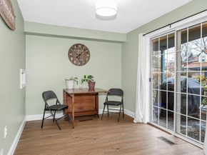 71 Kennedy Dr 71, Chelmsford MA 01863