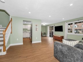 71 Kennedy Dr 71, Chelmsford MA 01863