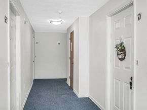 71 Kennedy Dr 71, Chelmsford MA 01863