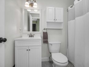 71 Kennedy Dr 71, Chelmsford MA 01863