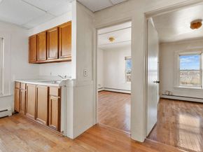 23 Mount Vernon St, Gloucester MA 01930