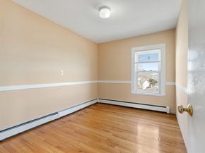 23 Mount Vernon St, Gloucester MA 01930