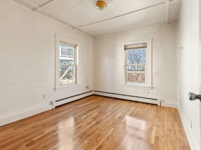 23 Mount Vernon St, Gloucester MA 01930