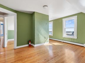 23 Mount Vernon St, Gloucester MA 01930