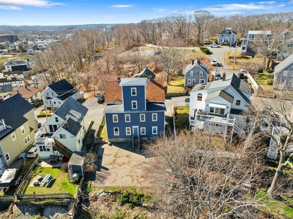 23 Mount Vernon St, Gloucester MA 01930
