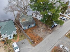 15 Ocean Ave, Halifax MA 02338