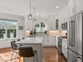 210 Evelyn 210, Newton MA 02468