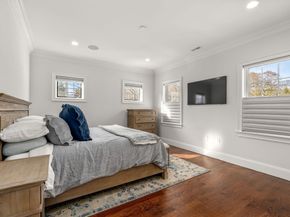 210 Evelyn 210, Newton MA 02468