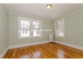 60-62 Cloverdale Rd 62, Newton MA 02461