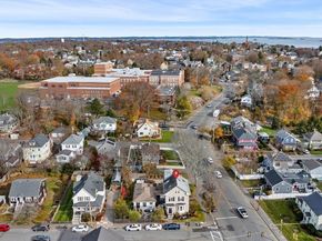 1 Maverick St 2, Marblehead MA 01945