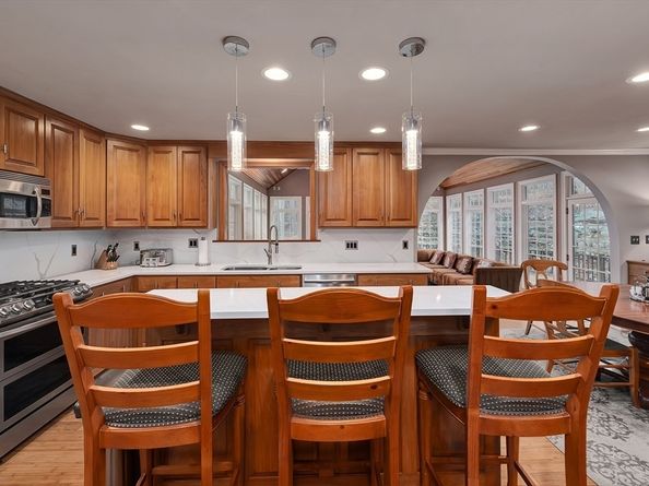 2 Gina Way, Boxford MA 01921