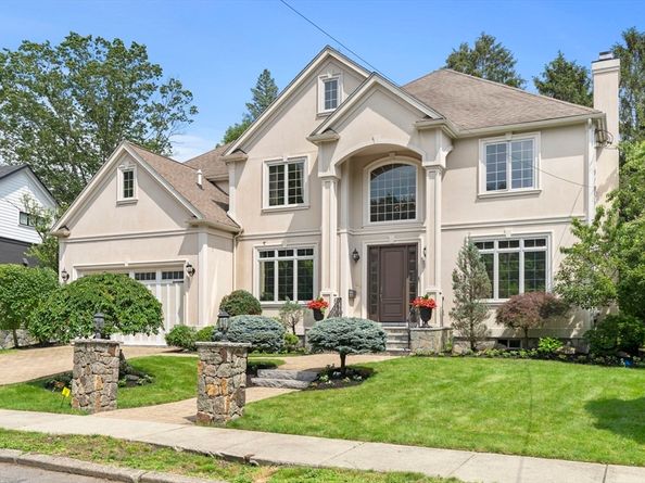 22 Scotney Road, Newton MA 02467