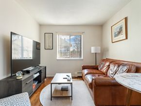 425 S Huntington 6, Boston MA 02130
