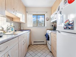 425 S Huntington 6, Boston MA 02130