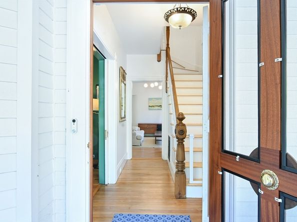 302 Concord Road, Weston MA 02493