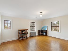 440 Wolcott St, Newton MA 02466