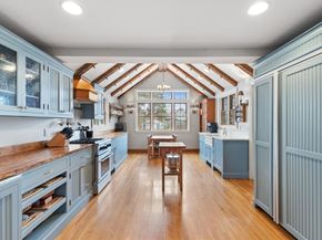 440 Wolcott St, Newton MA 02466