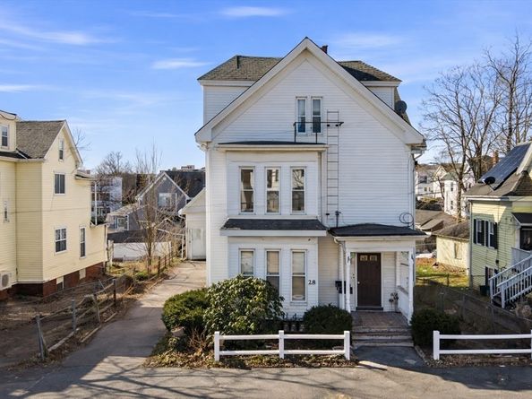 28 Prospect St, Brockton MA 02301